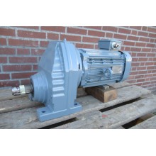 533 RPM 7,5 kW 134 Nm Asmaat 40 mm  IE2. UNUSED 